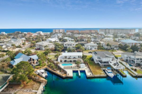 Destin Beach House - Happy Harbor House by Panhandle Getaways